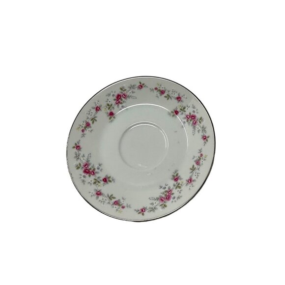 6 China Saucers and 1 Dessert Plate - Vintage - Floral Prints - Picture 2 of 8